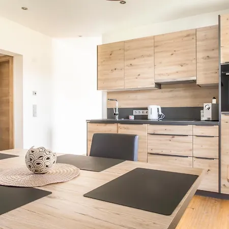 Mittergasteggut Apartment *