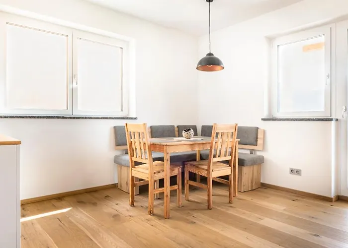 Mittergasteggut * 普法尔韦尔芬